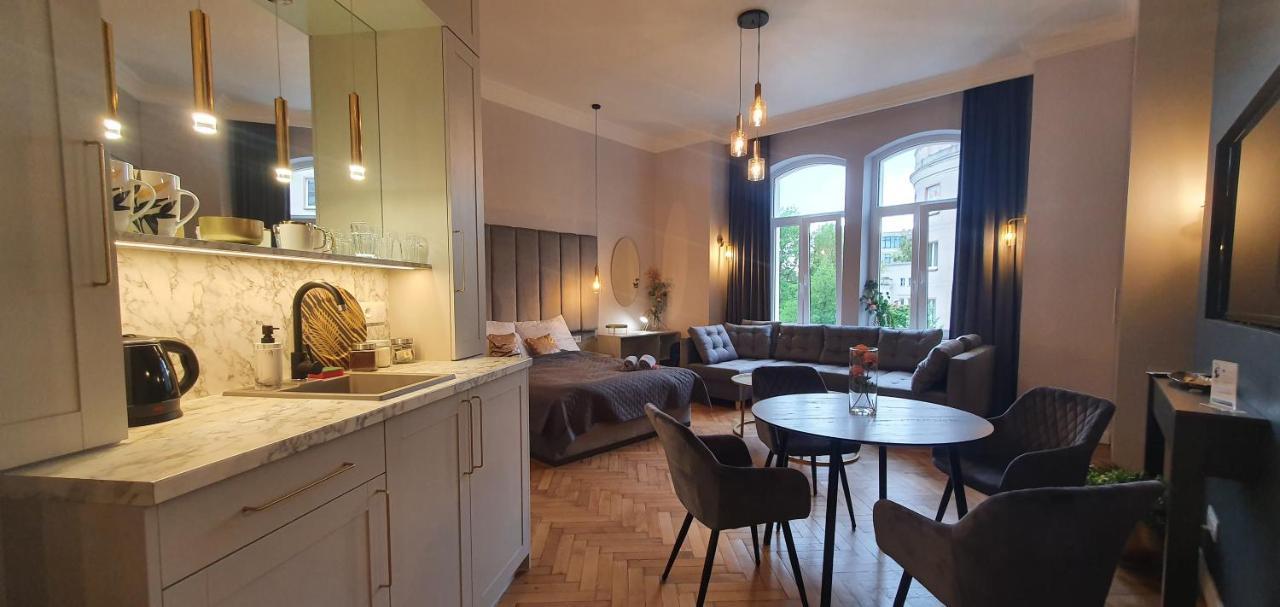 Dk Premium Ballady I Romanse Apartment Olsztyn (Warmian-Masurian)