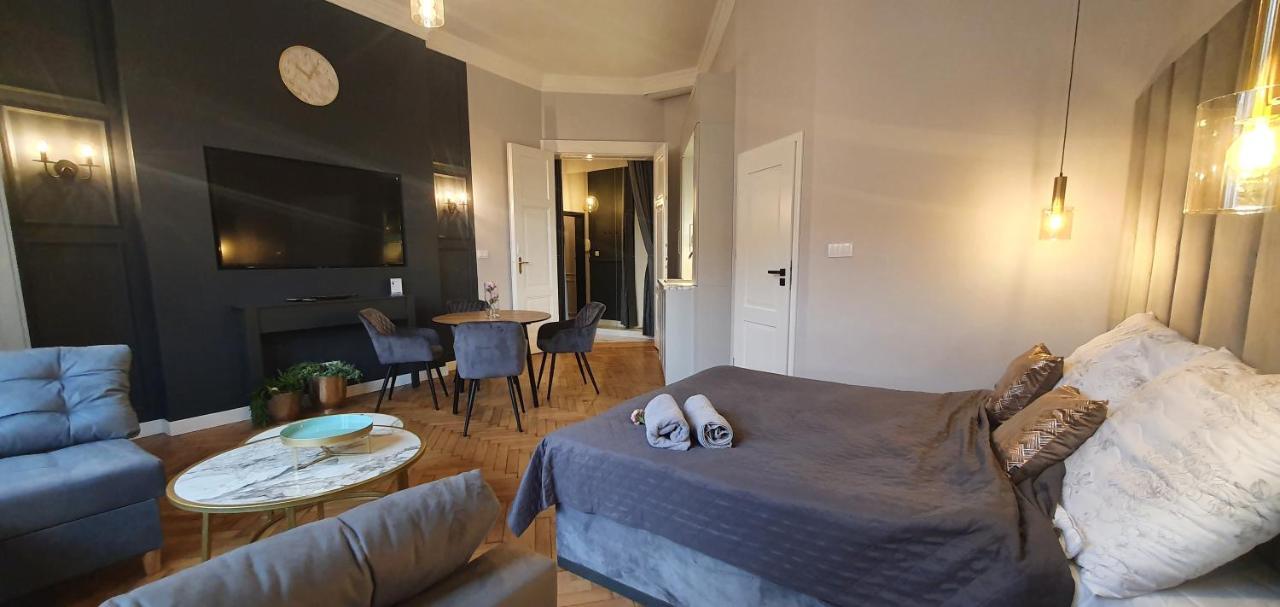 Dk Premium Ballady I Romanse Apartment